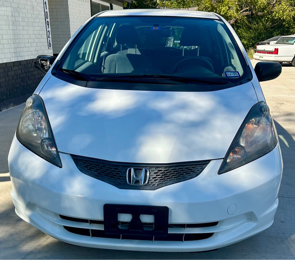 2011 Honda Fit Image 2