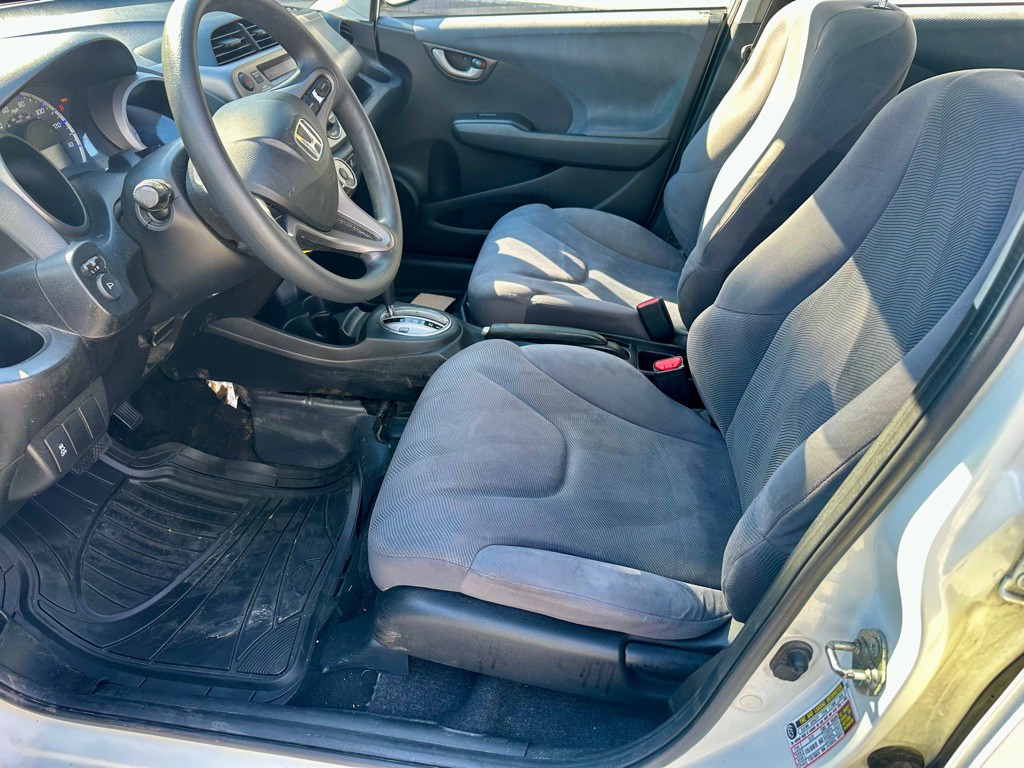 2011 Honda Fit Image 8