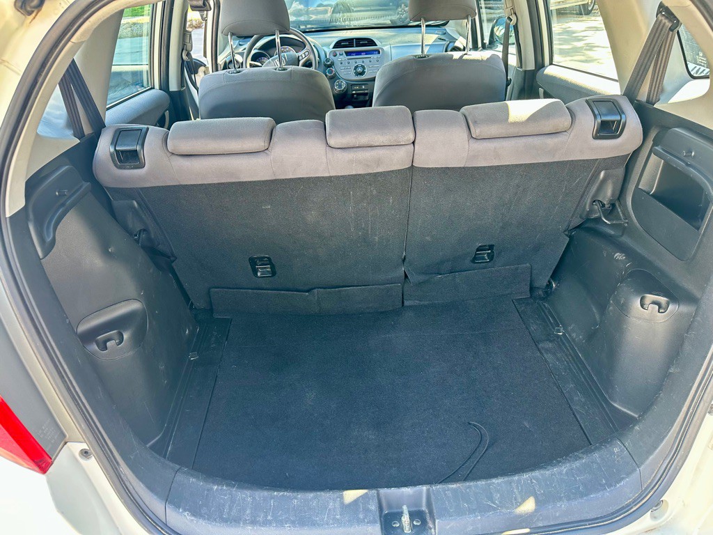 2011 Honda Fit Image 14