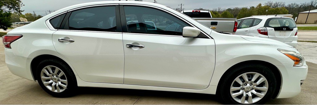 2014 Nissan Altima Image 4