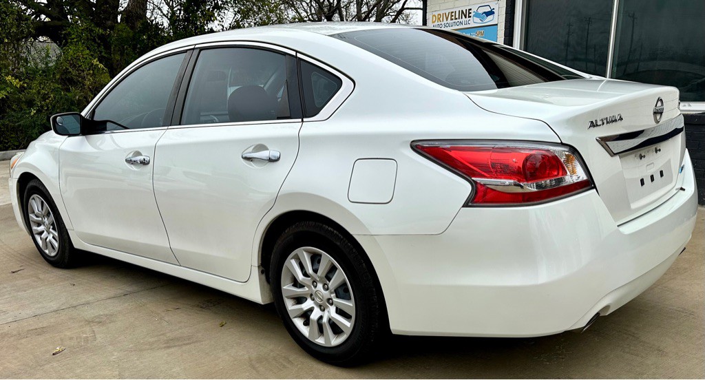 2014 Nissan Altima Image 8