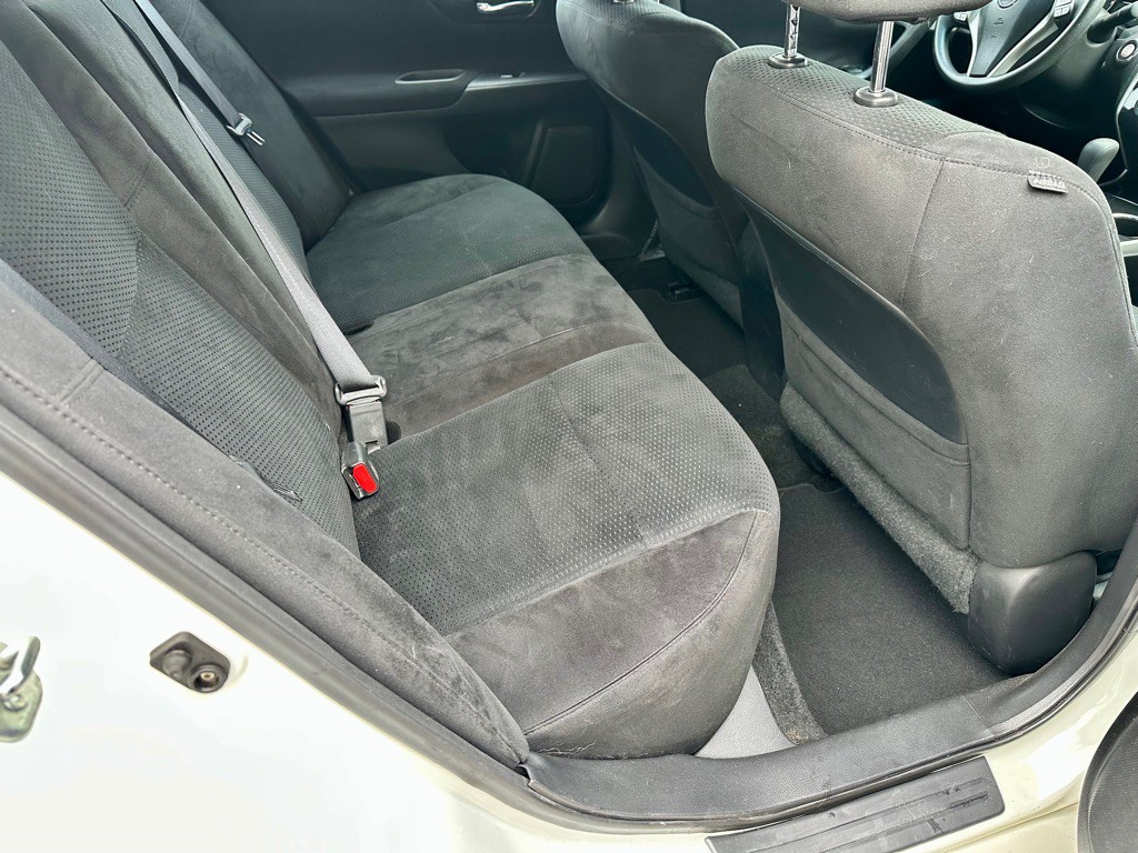 2014 Nissan Altima Image 14
