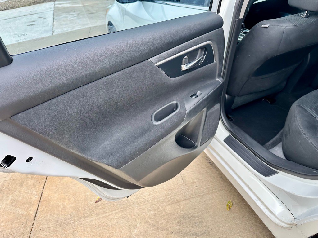 2014 Nissan Altima Image 17