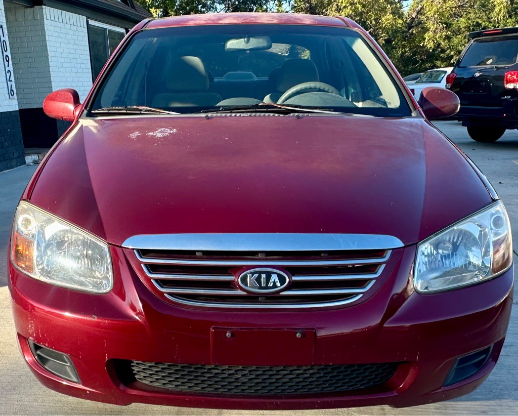 2007 Kia Spectra Image 2
