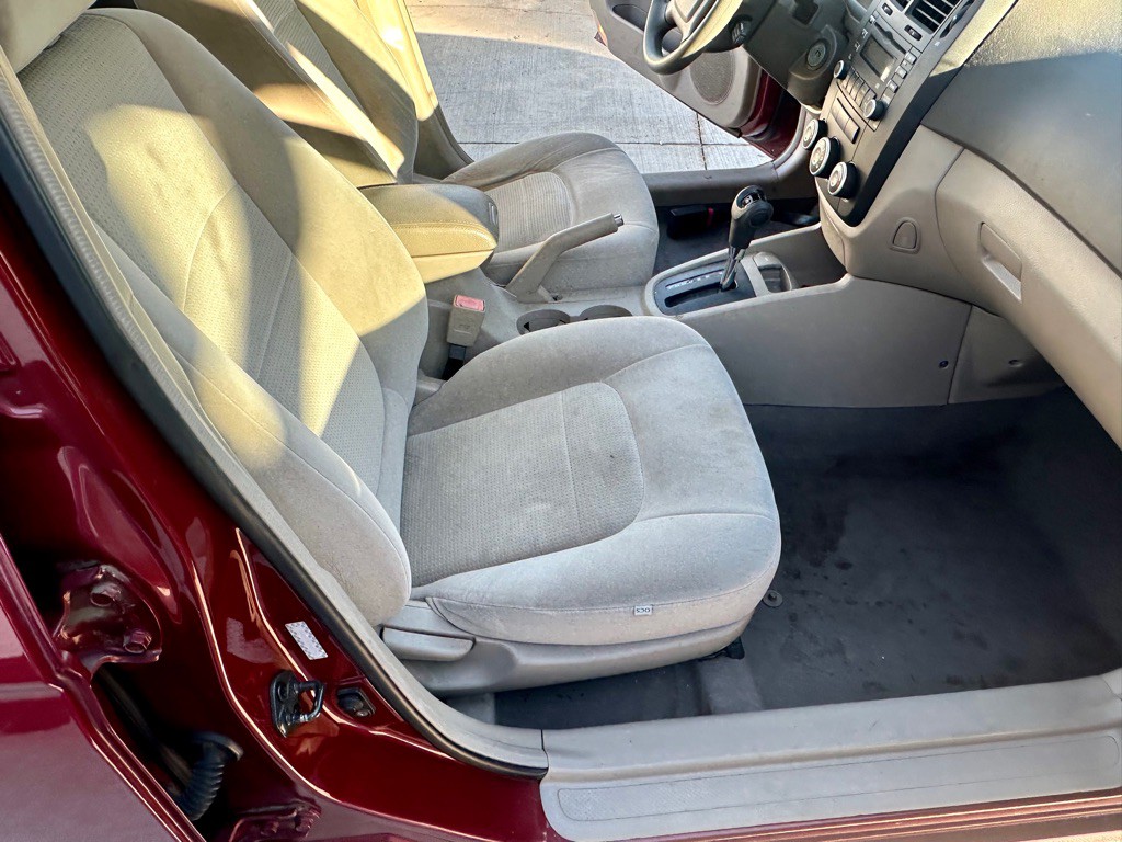 2007 Kia Spectra Image 11