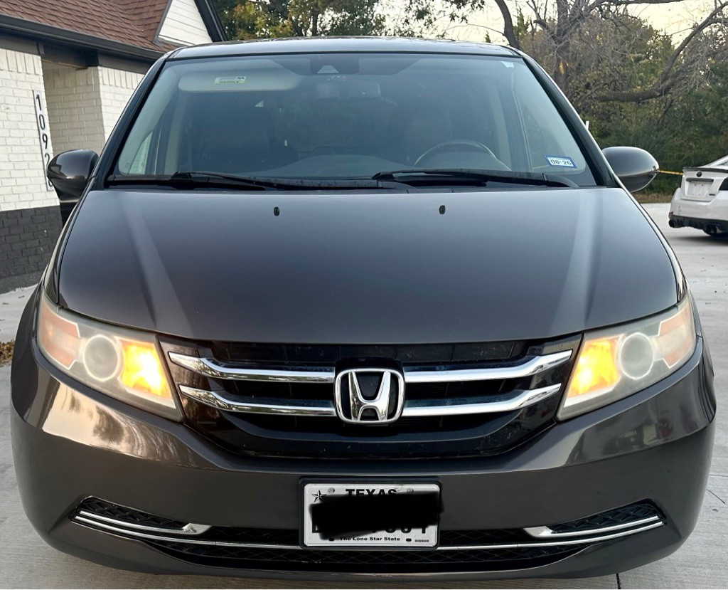 2015 Honda Odyssey Image 2