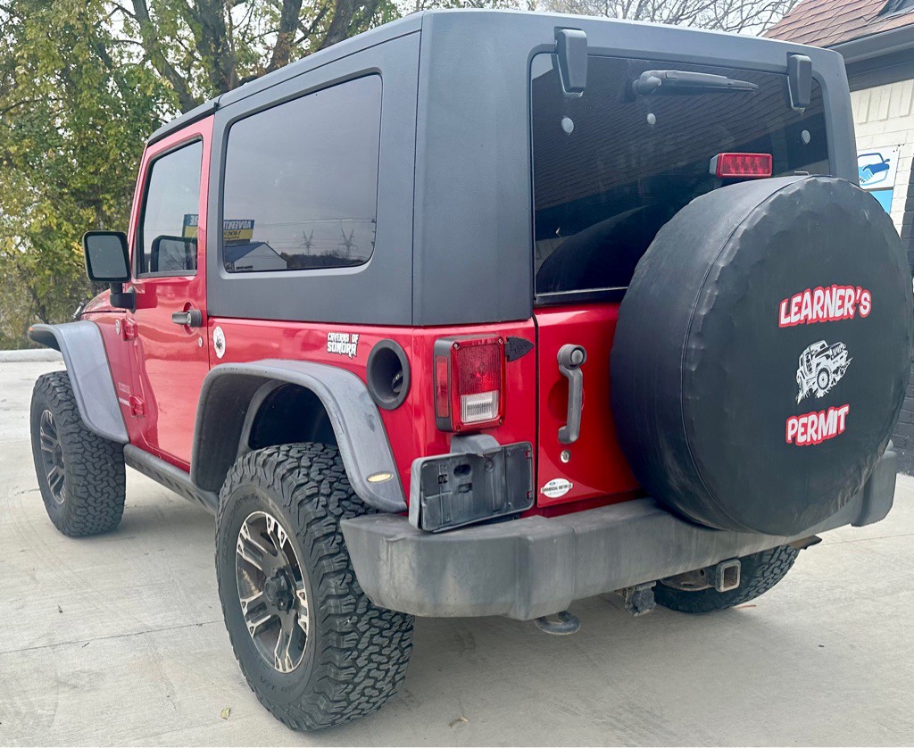 2010 Jeep Wrangler Image 6