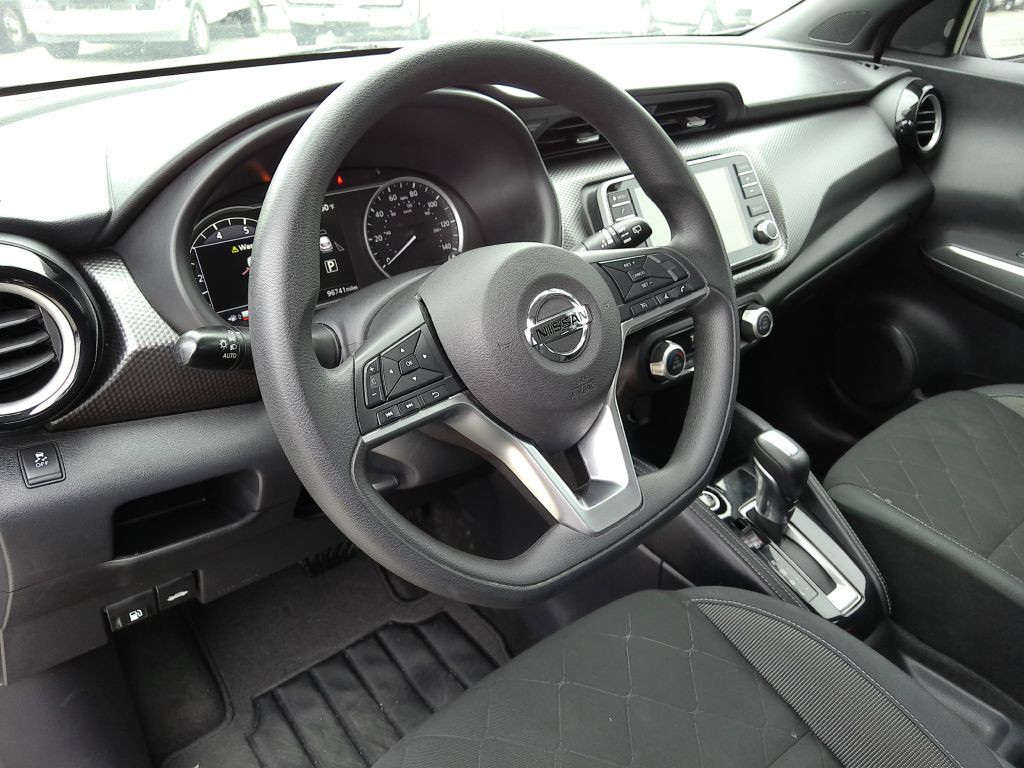 2019 Nissan Kicks Image 16