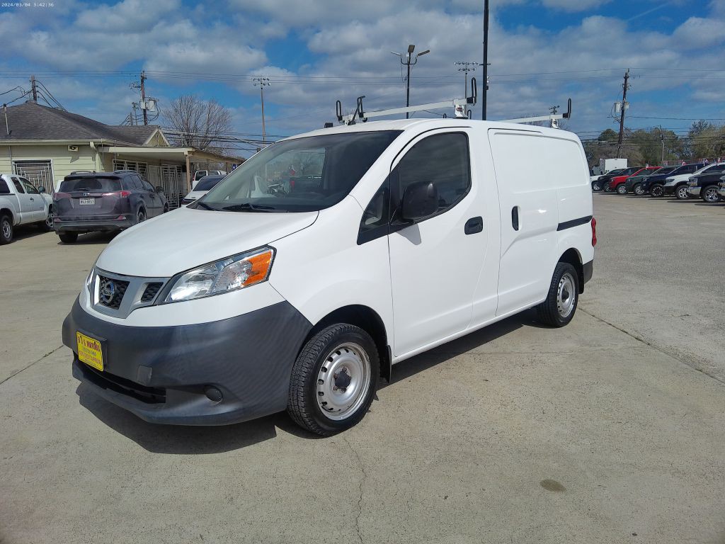 2014 Nissan NV200 Image 2