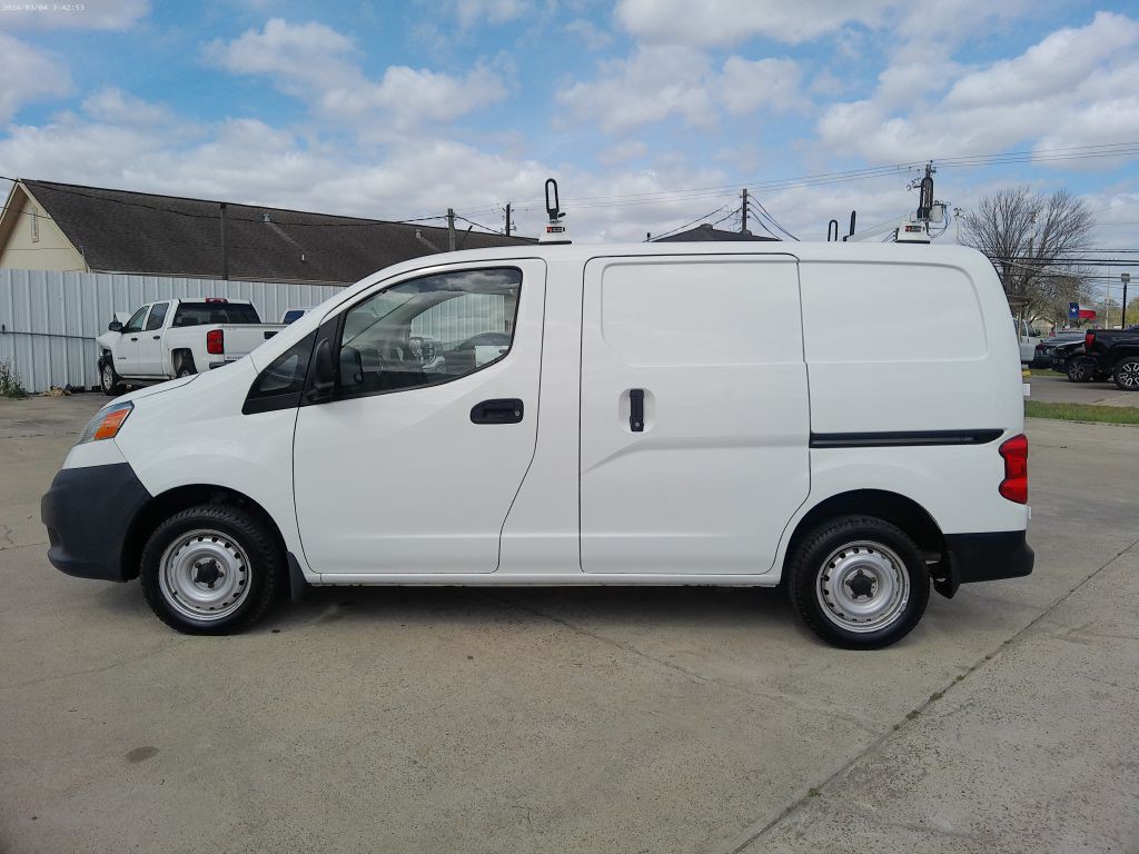 2014 Nissan NV200 Image 3