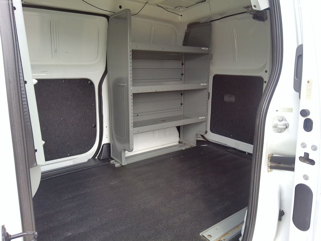 2014 Nissan NV200 Image 16