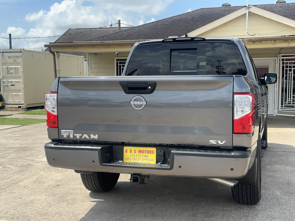 2023 Nissan Titan Image 4