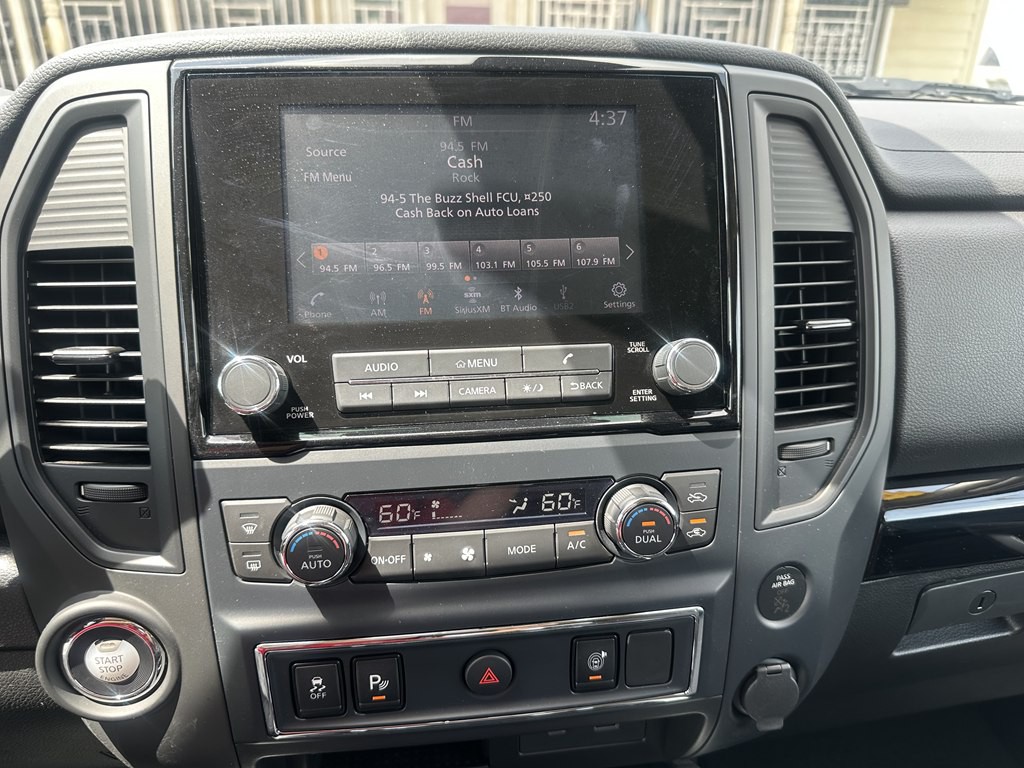 2023 Nissan Titan Image 17