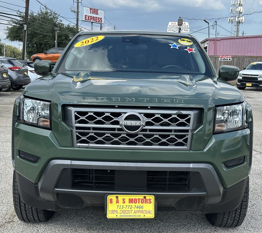 2022 Nissan Frontier Image 1