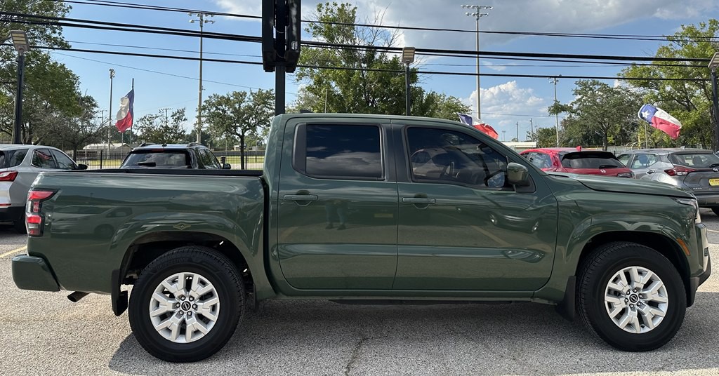 2022 Nissan Frontier Image 6