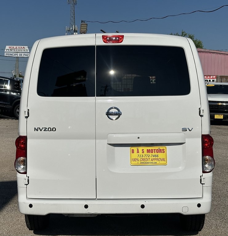 2021 Nissan NV200 Image 2