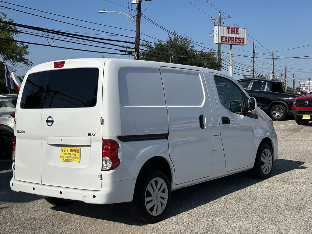 2021 Nissan NV200 Image 4