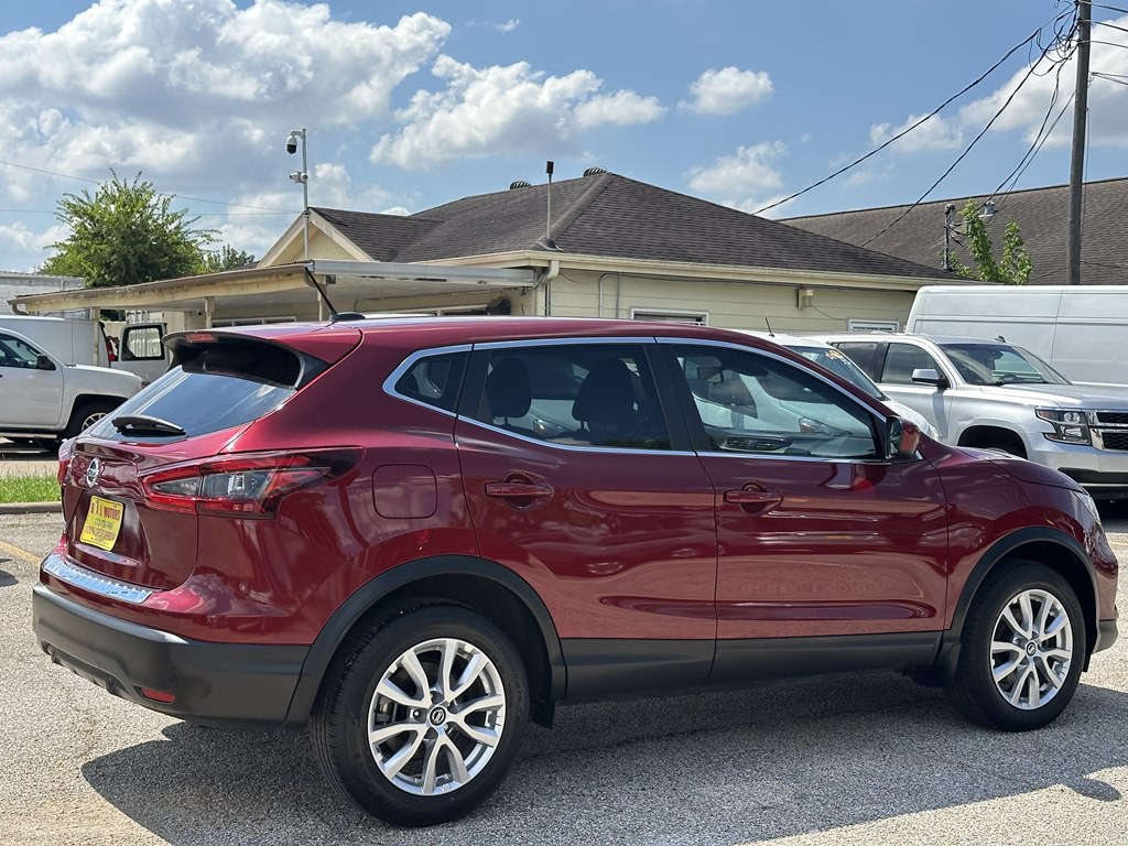 2022 Nissan Rogue Image 6