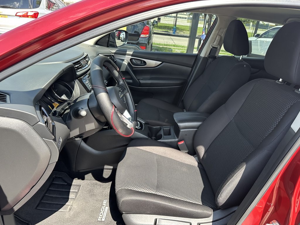 2022 Nissan Rogue Image 7