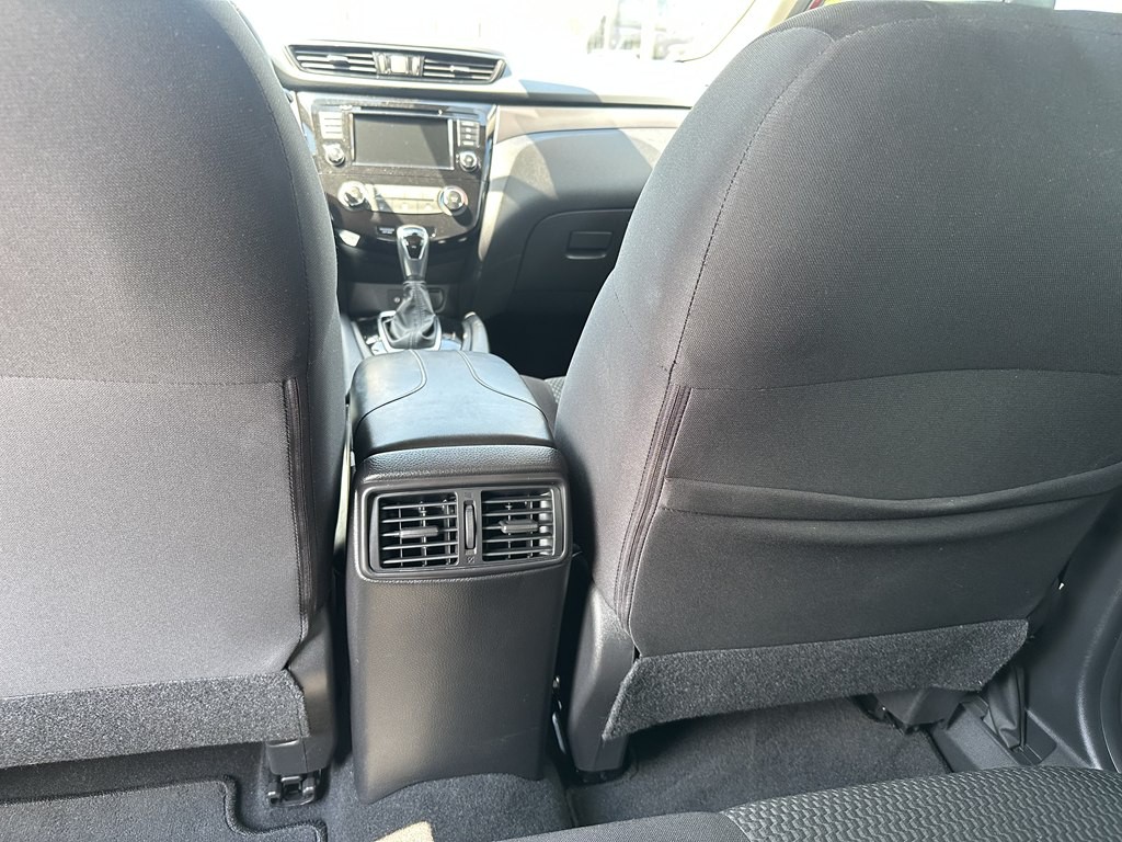 2022 Nissan Rogue Image 14