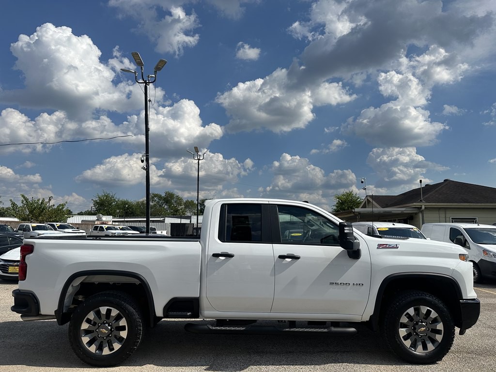2025 Chevrolet Silverado 1500 Image 5