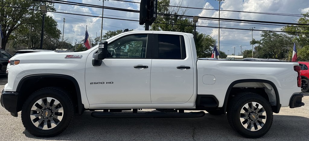 2025 Chevrolet Silverado 1500 Image 6