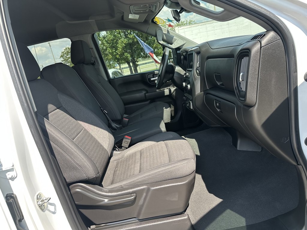 2024 Chevrolet Silverado 1500 Image 6