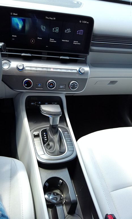 2025 Hyundai Kona Image 16