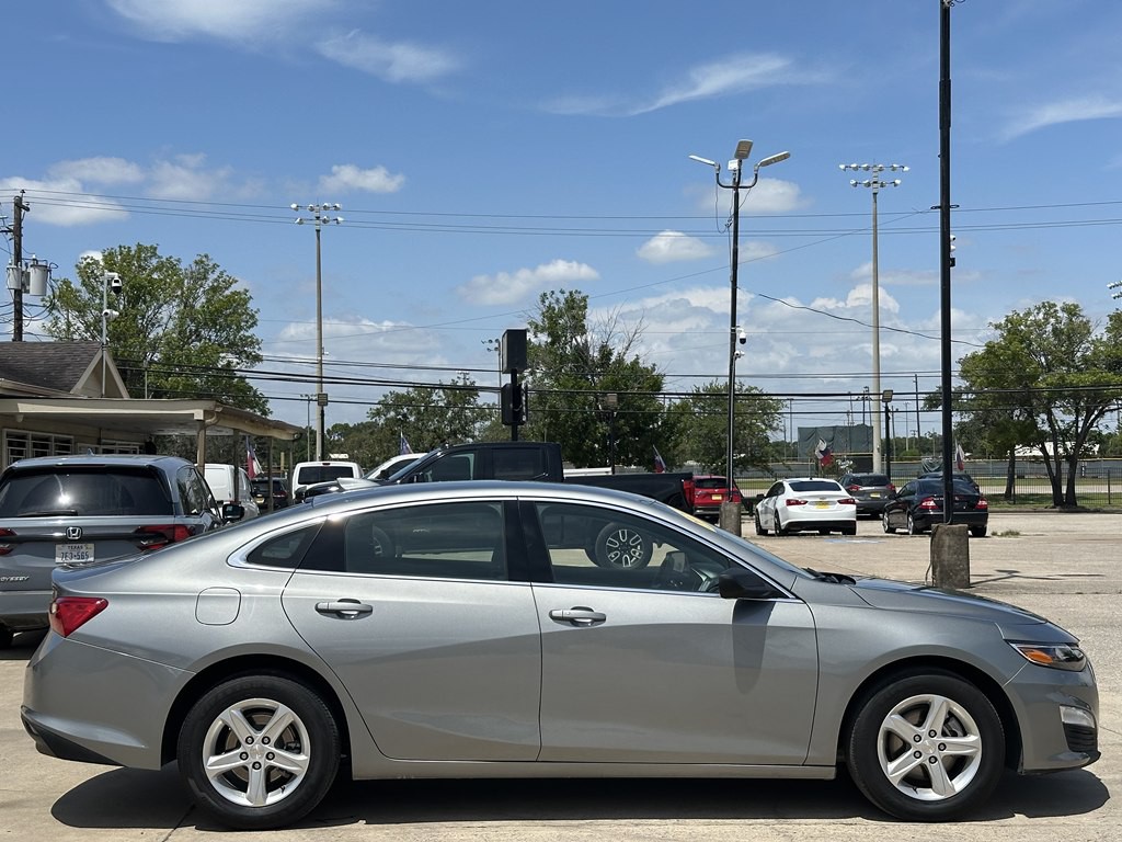 2024 Chevrolet Malibu Image 5