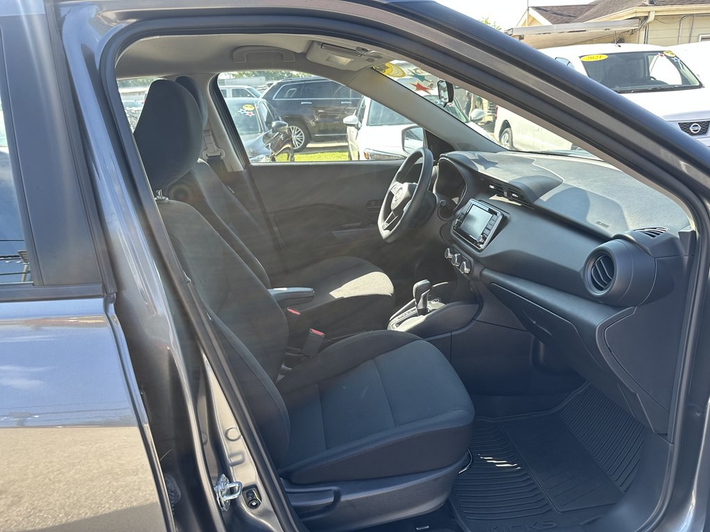 2023 Nissan Kicks Image 8