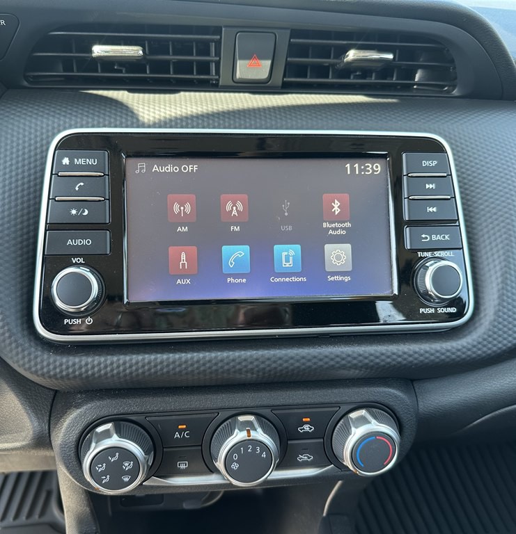 2023 Nissan Kicks Image 13