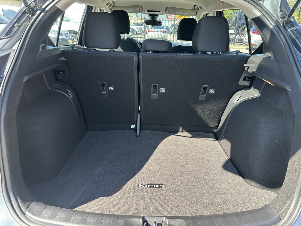 2023 Nissan Kicks Image 16
