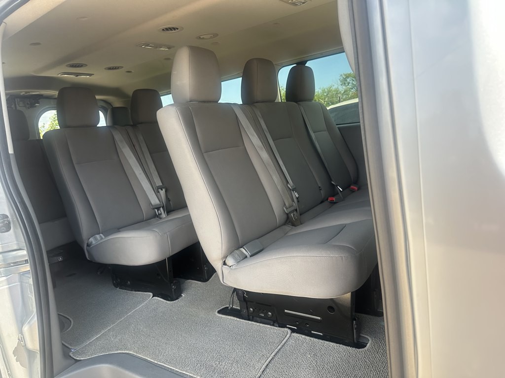 2019 Nissan NV Image 11
