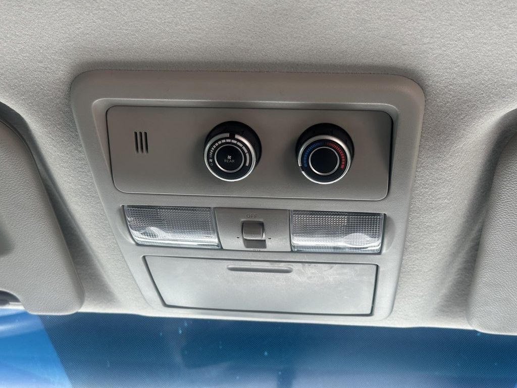 2019 Nissan NV Image 18