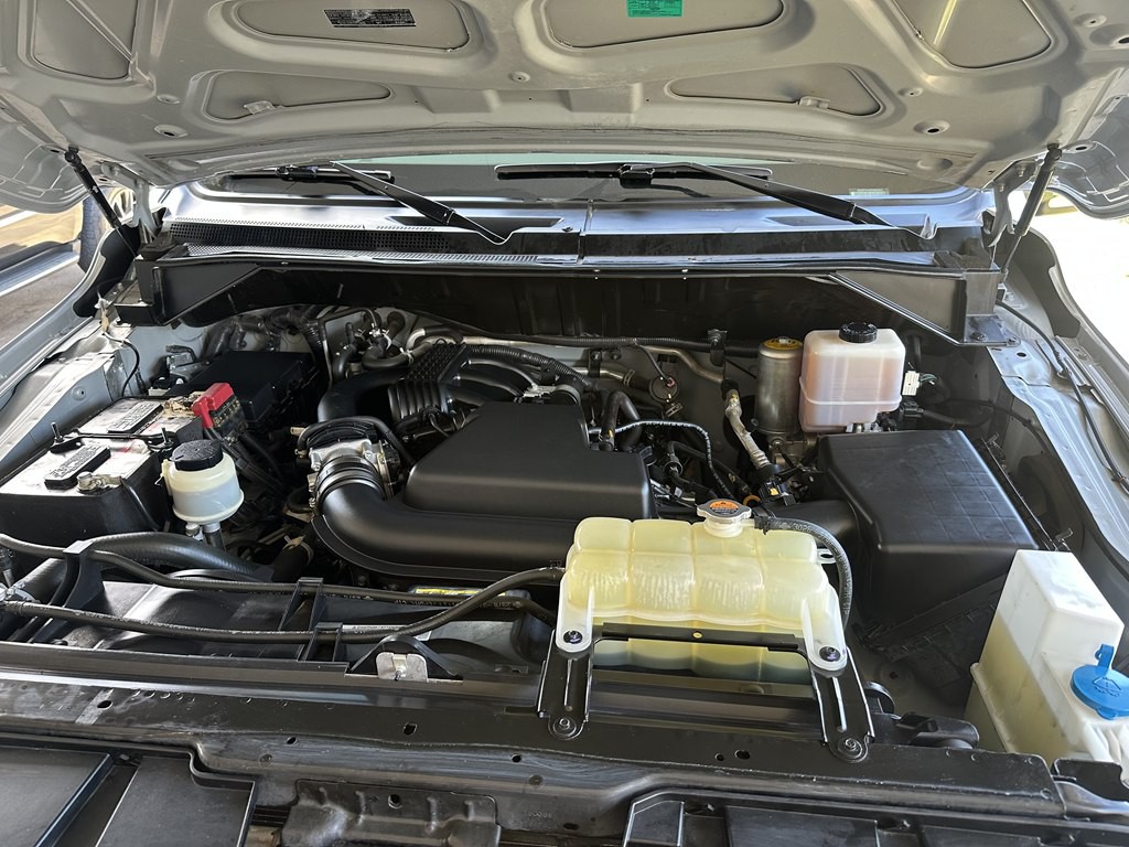 2019 Nissan NV Image 19