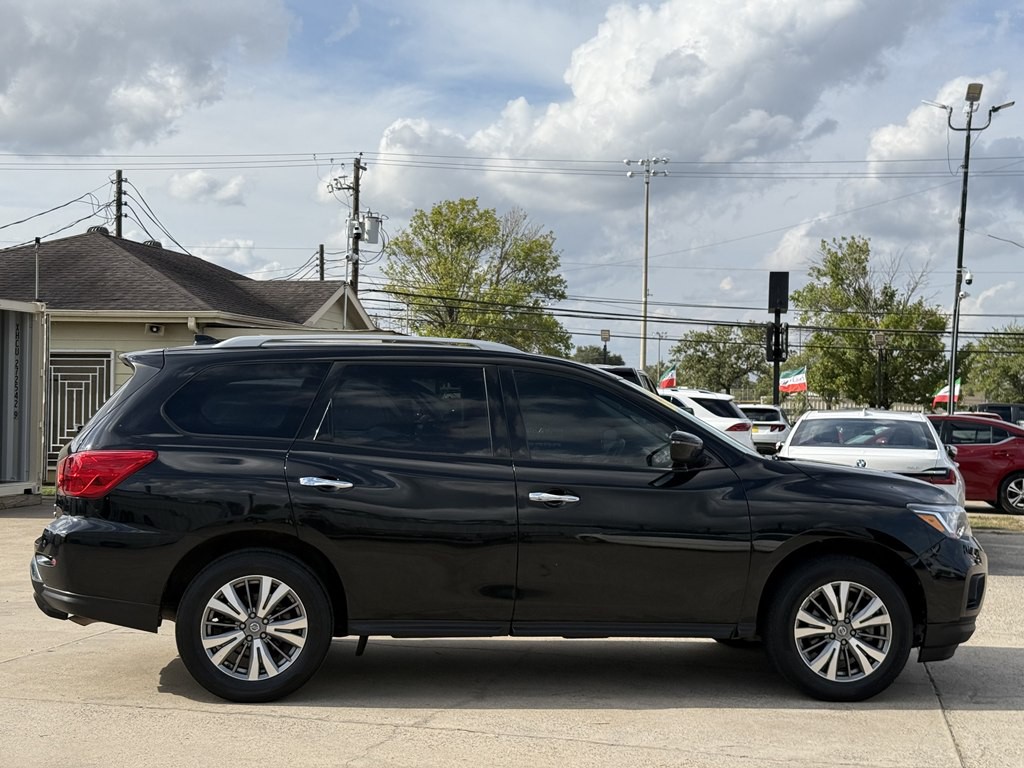 2020 Nissan Pathfinder Image 6