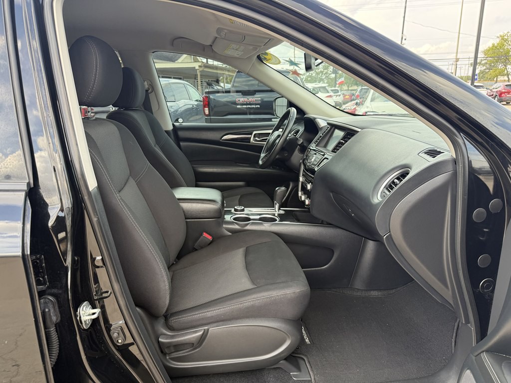 2020 Nissan Pathfinder Image 10