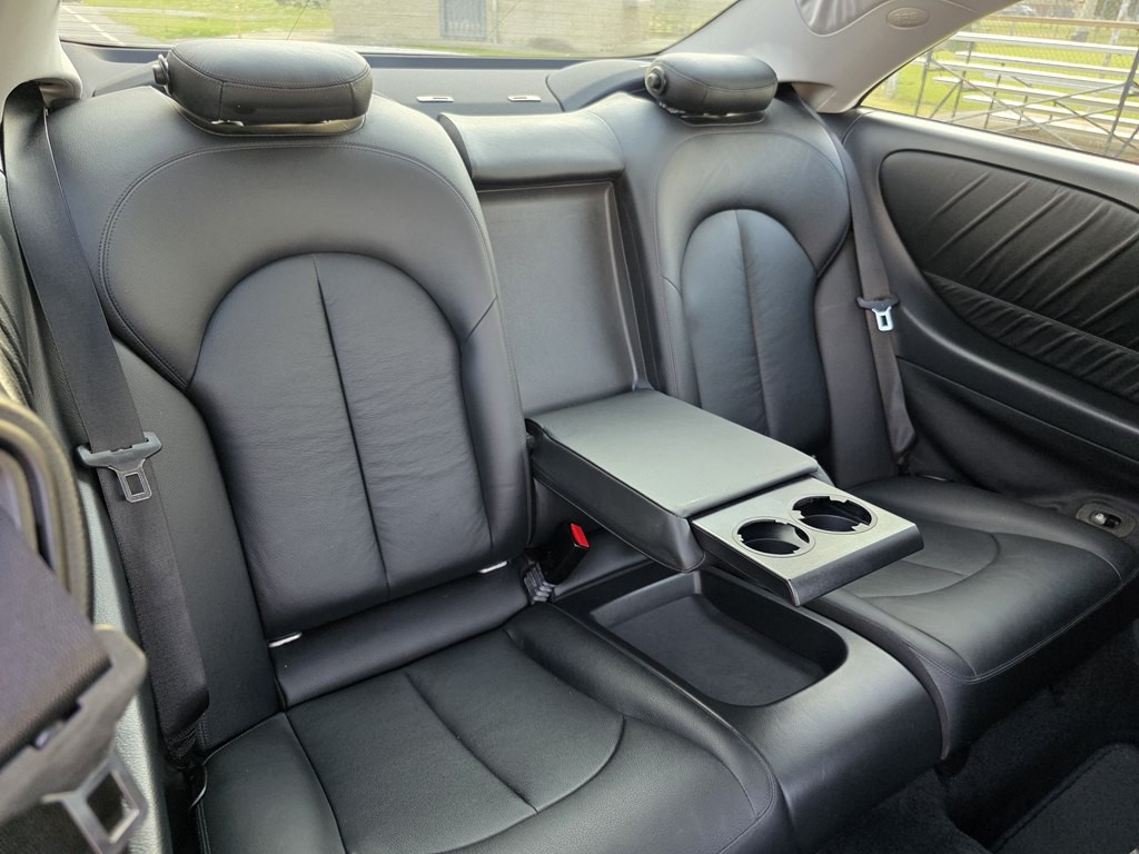 2009 Mercedes-Benz CLK-Class Image 24
