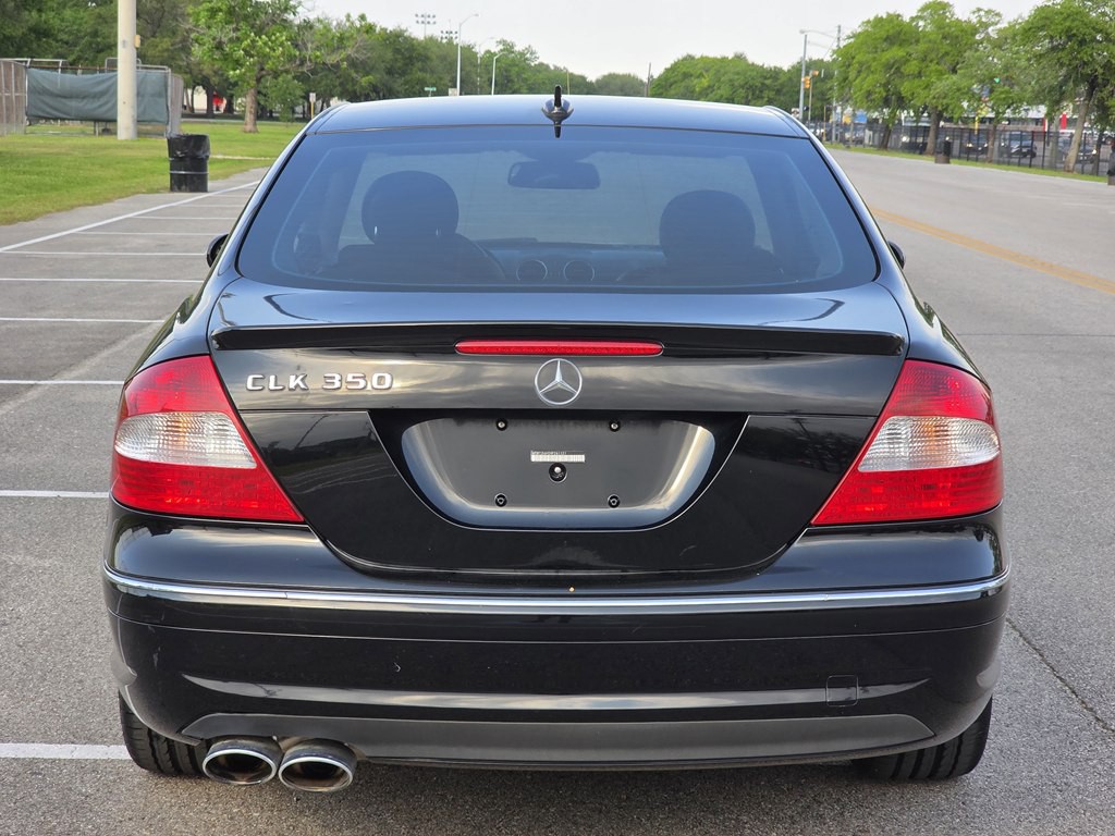2009 Mercedes-Benz CLK-Class Image 30