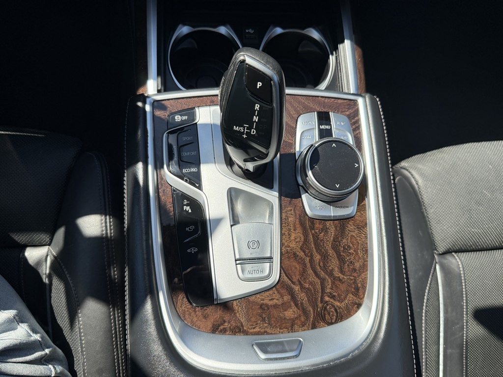 2022 BMW 7 Series Image 15