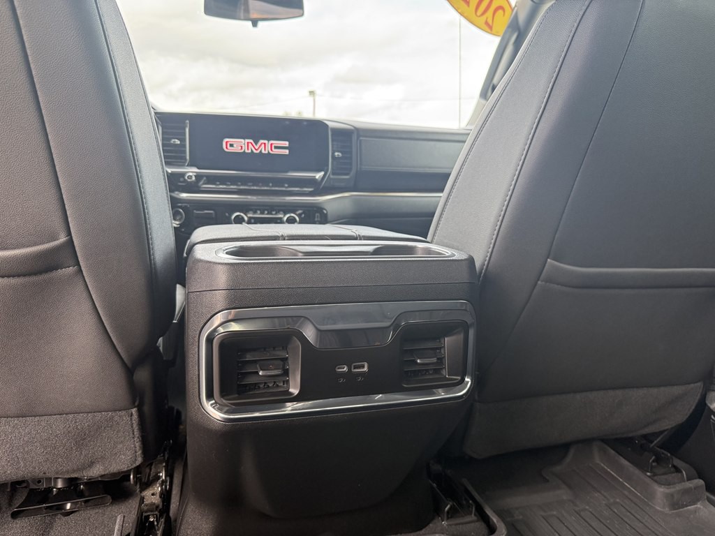 2024 GMC Sierra Image 15