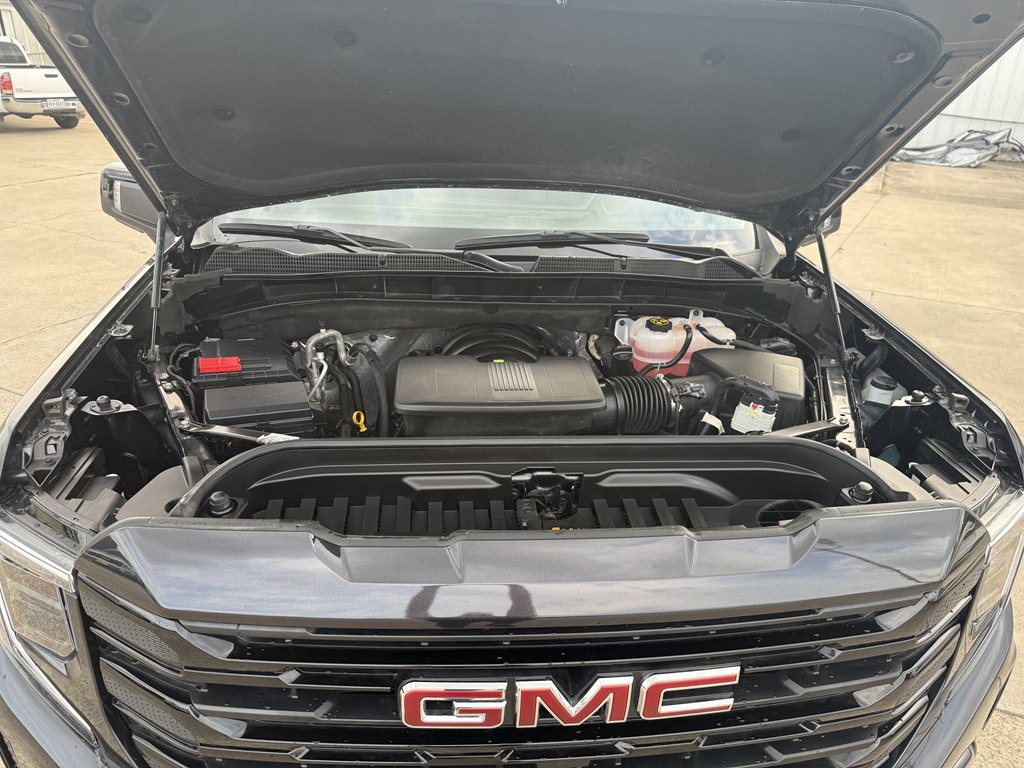 2024 GMC Sierra Image 18