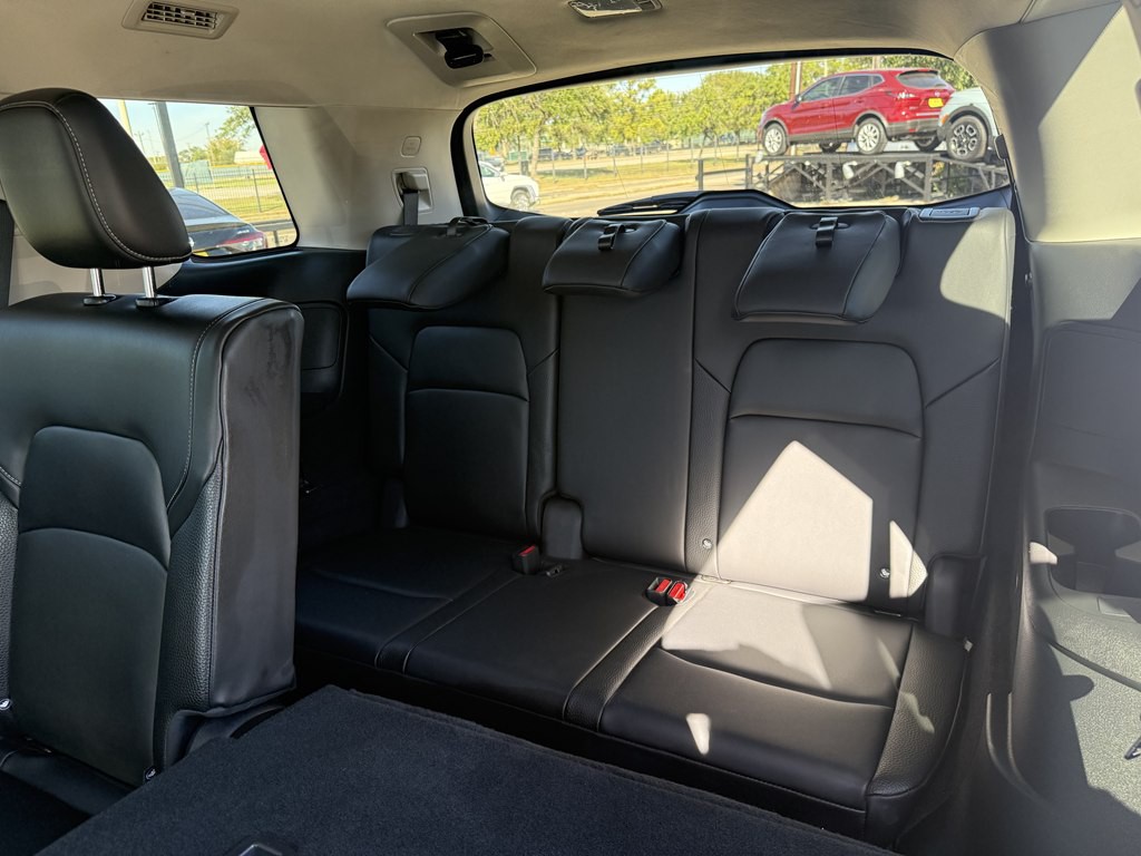 2022 Nissan Pathfinder Image 13