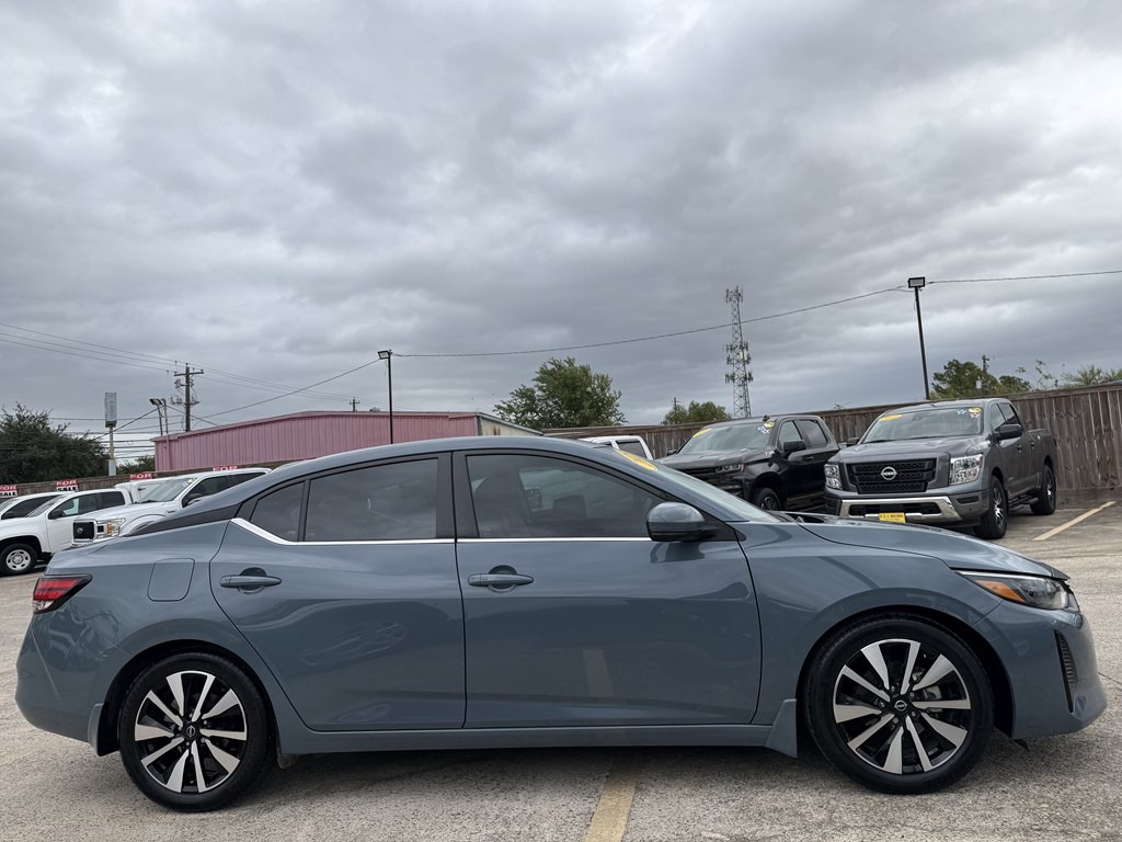 2025 Nissan Sentra Image 8