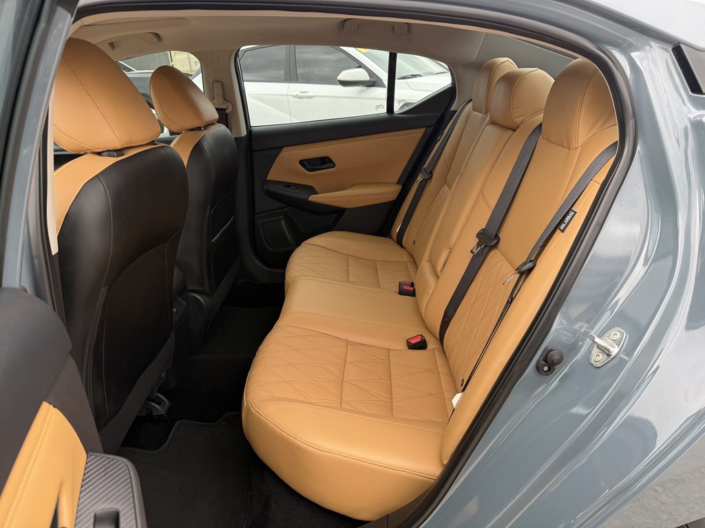 2025 Nissan Sentra Image 11