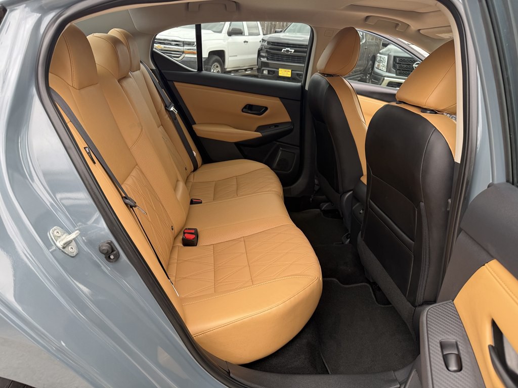 2025 Nissan Sentra Image 12