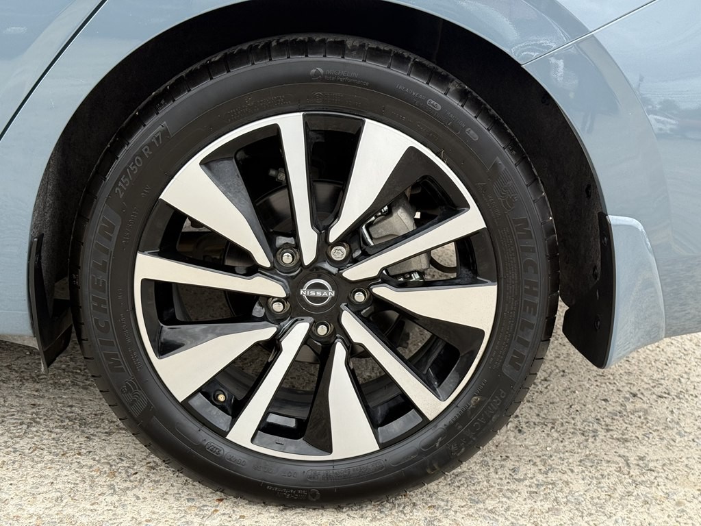 2025 Nissan Sentra Image 18