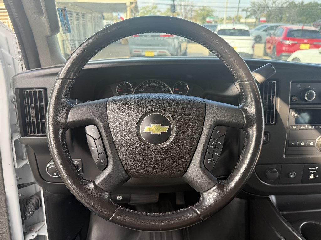 2023 Chevrolet Express Image 9