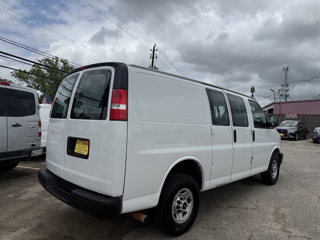 2019 GMC Savana Image 6