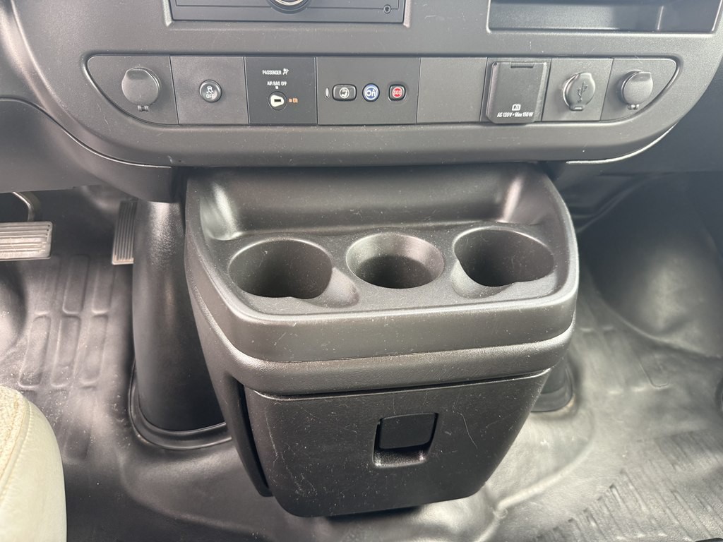 2019 GMC Savana Image 15